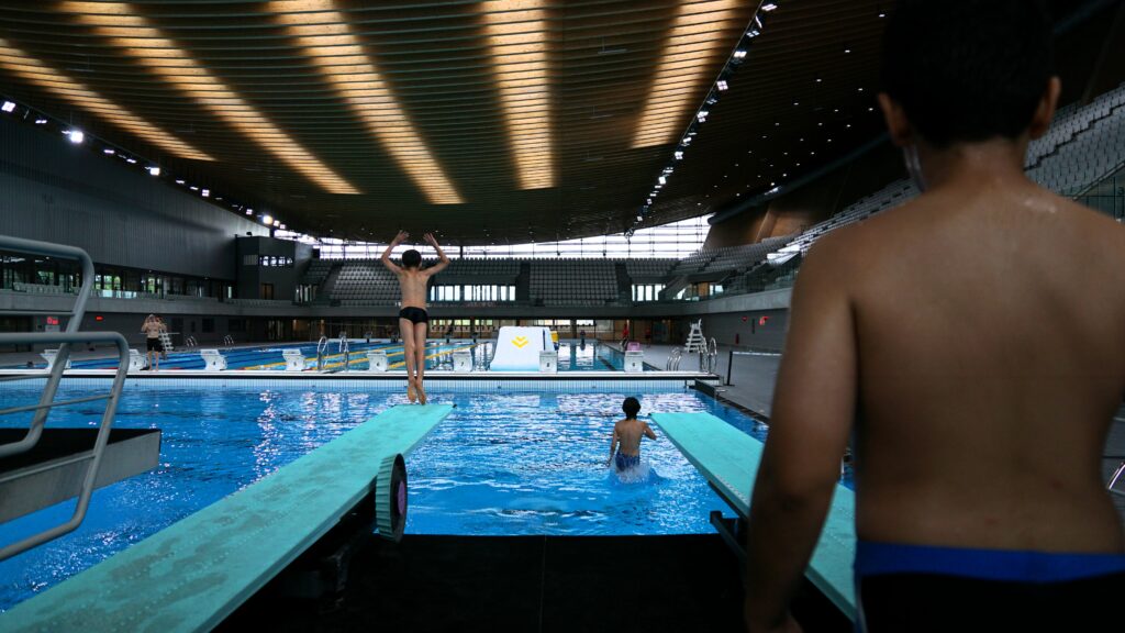 enfants plongeant au CAO